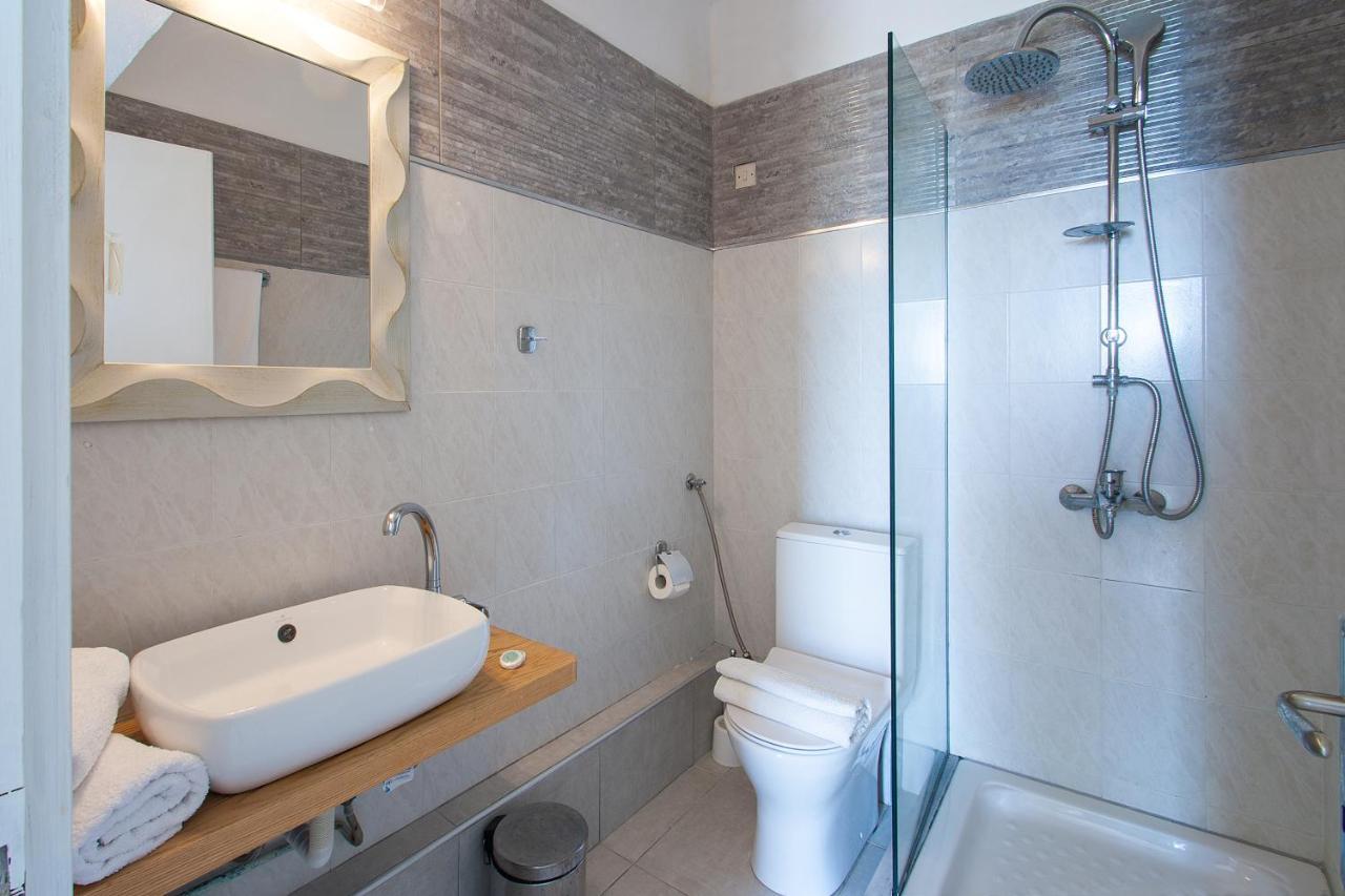 Angelos Studios Vromolimnos Oda fotoğraf